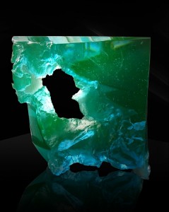 2011_frozen_cast_glass_40x35x13cm  
