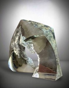 ICE-GATEkiln-castcut-and-polished-crystal-glass33x355x12cm2023 (1)