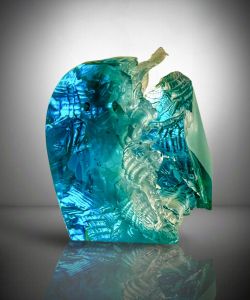 ICE-WALLcastcut-and-polished-uranium-glass-24,5x27x12cm,2024
